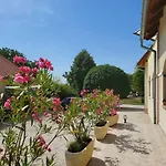 Pensión Napvirág-ház 4*