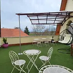 Pensión Napvirág-ház Zsira