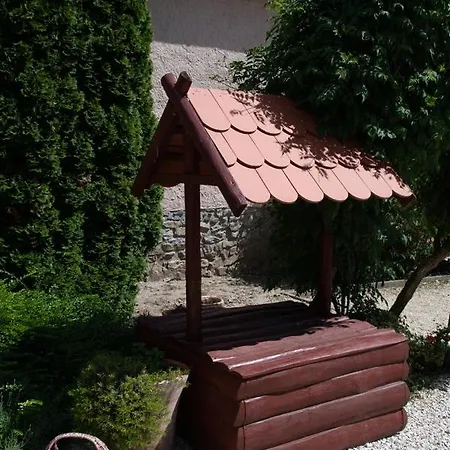 Guest house Napvirag-haz Zsira