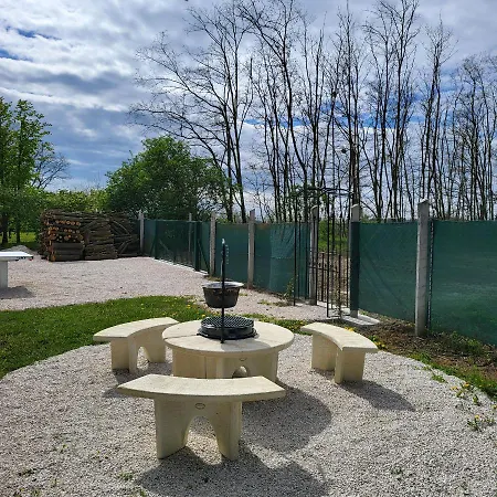 Napvirag-haz Guest house